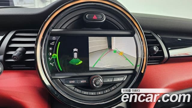 Mini Cooper S 2021 — ფოტო 15/20