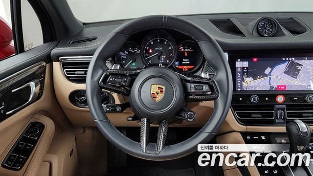 Porsche Macan 2023 — ფოტო 5/20