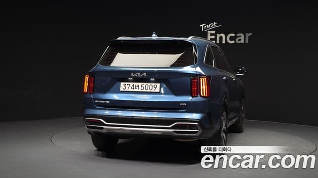 Kia Sorento 2023 — Şəkil 4/20