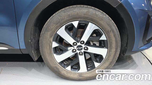 Kia Sorento 2023 — фото 5 из 20