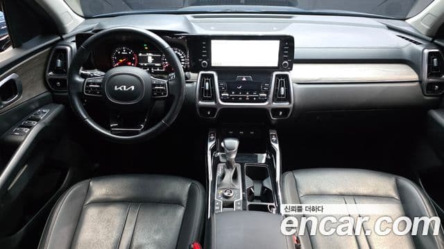Kia Sorento 2023 — Şəkil 7/20