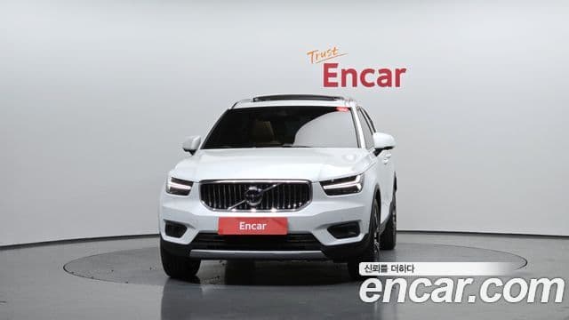 Volvo XC40 2021 — Şəkil 3/20