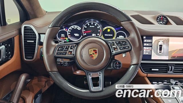 Porsche Cayenne 2021 — Şəkil 13/20