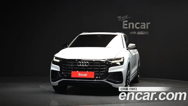 Audi Q7 2023 — Фото 2/19