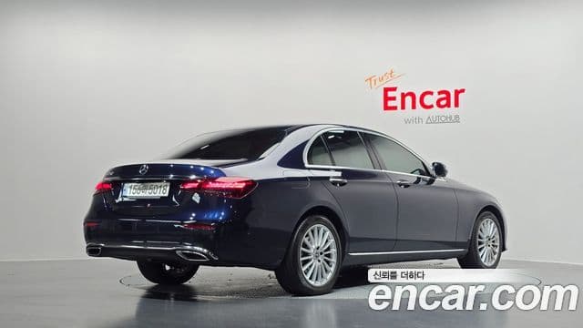 Mercedes-Benz E-Class 2022 — Şəkil 2/20