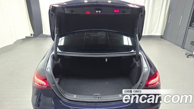 Mercedes-Benz E-Class 2022 — Şəkil 20/20