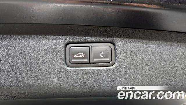 Genesis GV70 2022 — ფოტო 20/20