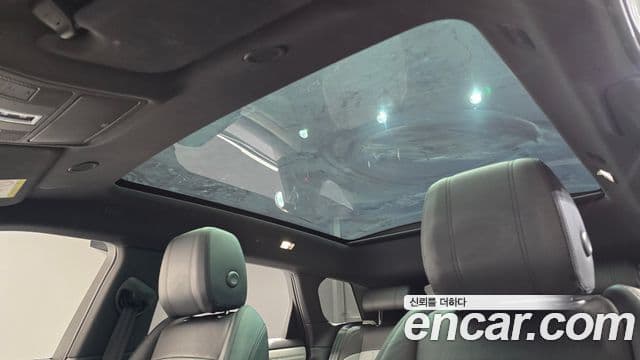 Land Rover Range Rover Evoque 2021 — Фото 12/20