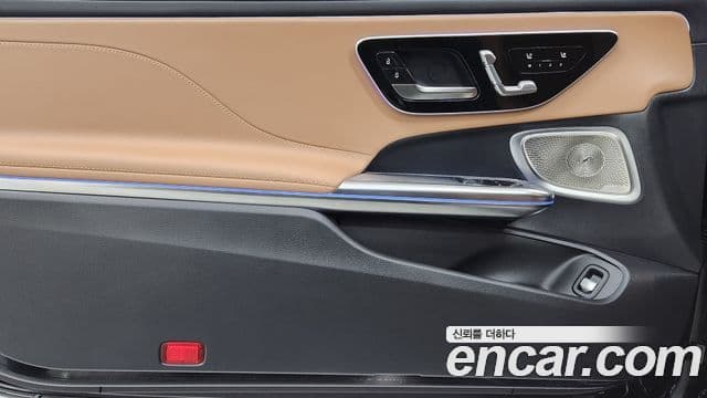 Mercedes-Benz CLE-Class 2024 — Photo 13/17