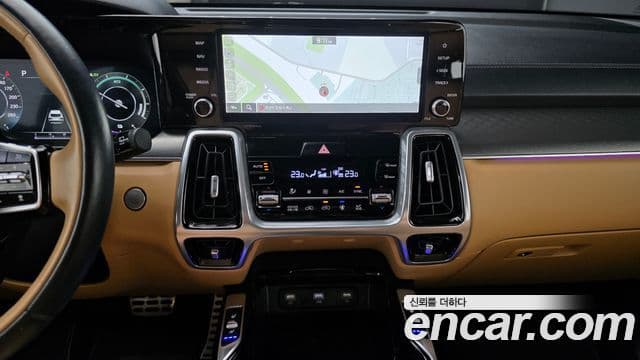 Kia Sorento 2021 — Şəkil 17/20