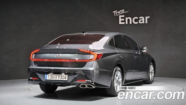 Hyundai Sonata Hybrid 2021 — Photo 16/20