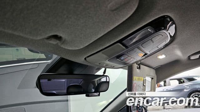 Hyundai Sonata Hybrid 2021 — Photo 6/20