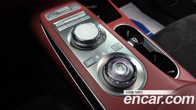 Genesis GV70 2021 — фото 9 из 20