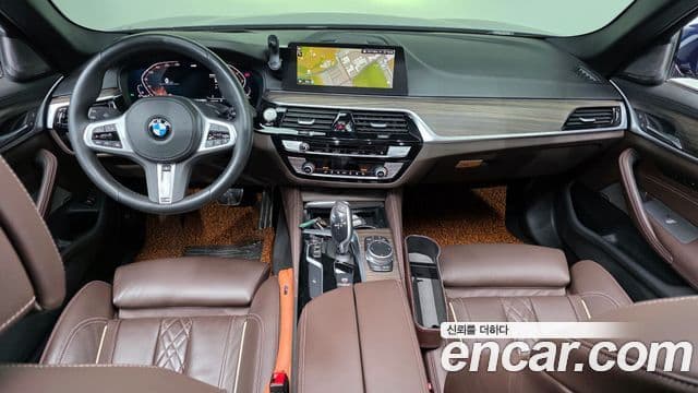 BMW 5 Series 2020 — Фото 7/20