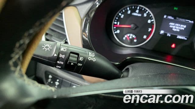 Kia Seltos 2021 — Şəkil 16/20
