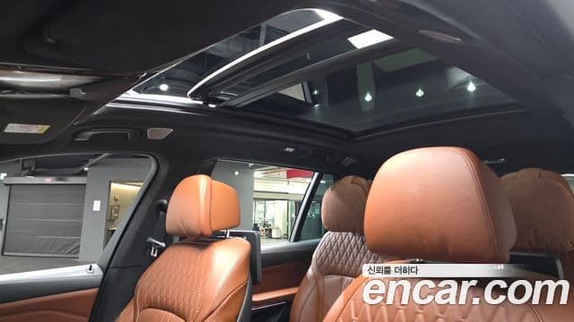 BMW X7 2020 — Şəkil 18/20