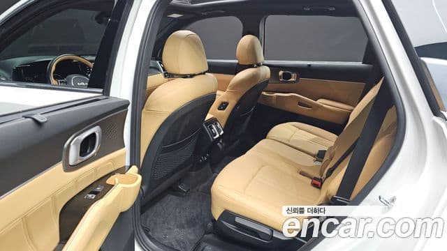 Kia Sorento 2021 — ფოტო 12/20