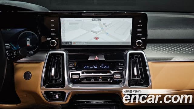 Kia Sorento 2021 — ფოტო 15/20