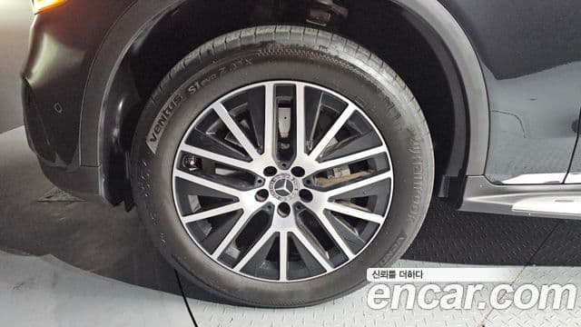 Mercedes-Benz GLC-Class 2020 — ფოტო 5/20