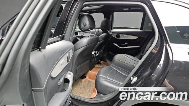 Mercedes-Benz GLC-Class 2020 — ფოტო 19/20