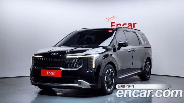 Kia Carnival 2024 — Фото 1/20