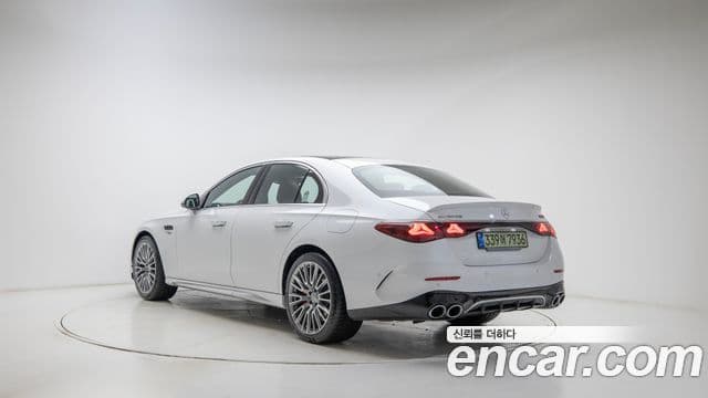 Mercedes-Benz E-Class 2025 — ფოტო 2/20