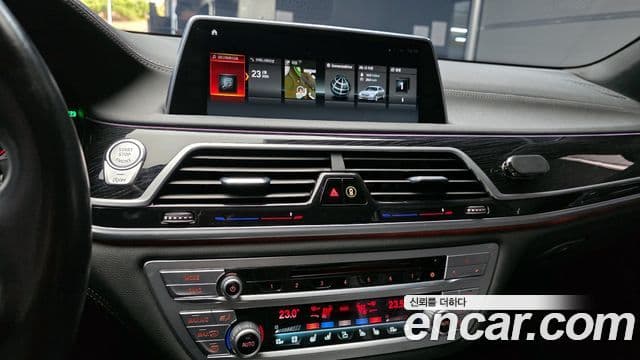 BMW 7 Series 2018 — Şəkil 10/20