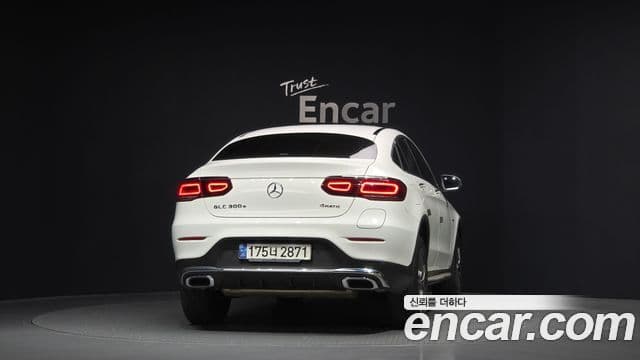 Mercedes-Benz GLC-Class 2021 — ფოტო 4/20