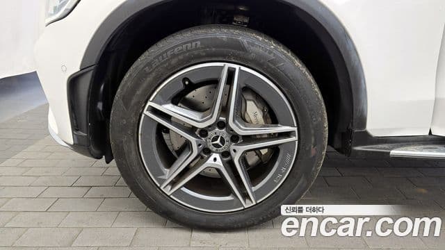 Mercedes-Benz GLC-Class 2021 — ფოტო 5/20