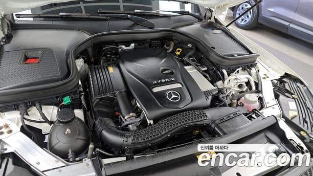 Mercedes-Benz GLC-Class 2021 — ფოტო 6/20