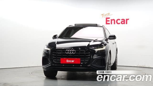 Audi Q8 2021 — Şəkil 1/20