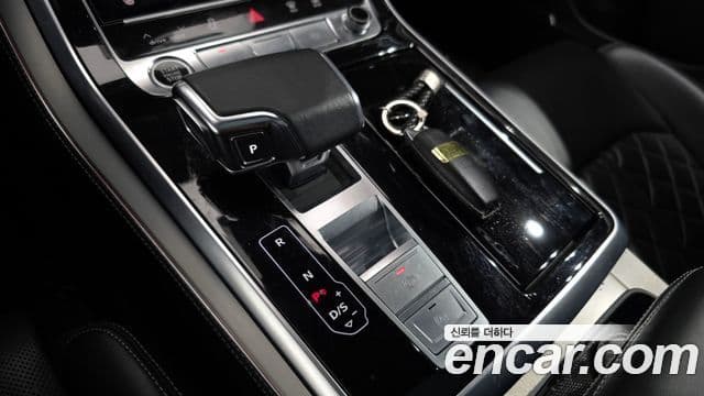 Audi Q8 2021 — Şəkil 8/20