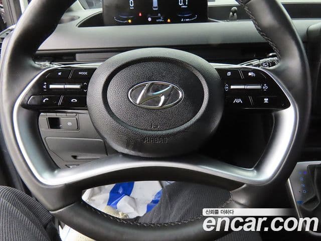 Hyundai Staria 2023 — ფოტო 11/20