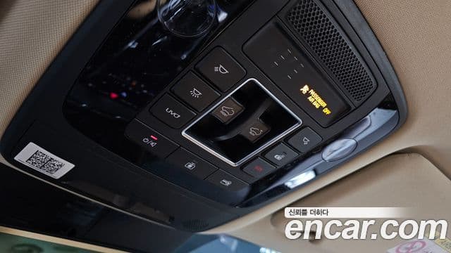 Kia Carnival 2020 — ფოტო 14/20