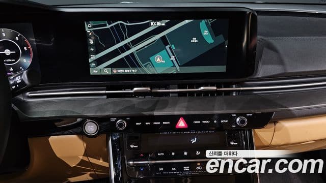 Kia Carnival 2020 — ფოტო 15/20