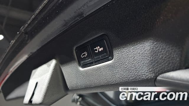 Kia Carnival 2020 — ფოტო 20/20