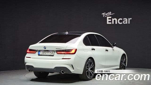 BMW 3 Series 2021 — ფოტო 2/20