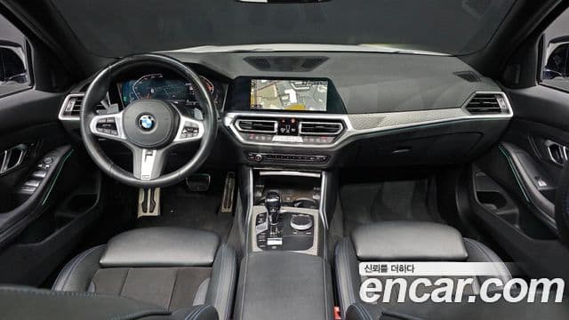BMW 3 Series 2021 — ფოტო 7/20