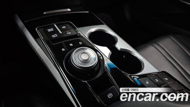 Kia K8 2022 — ფოტო 9/20