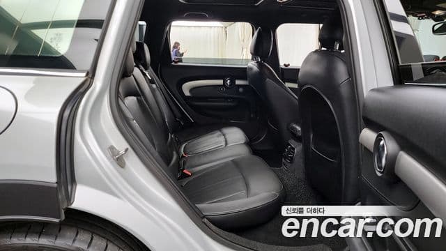 Mini Cooper S Clubman 2022 — Şəkil 12/20