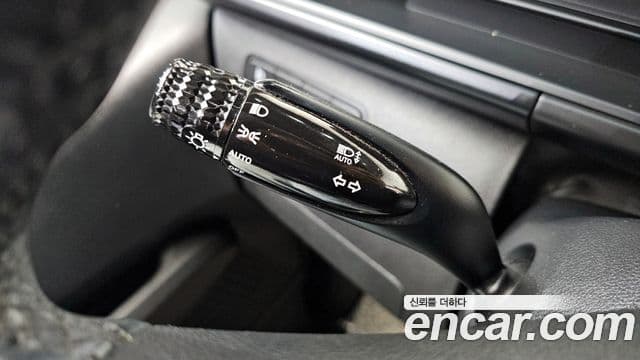Hyundai Staria 2021 — ფოტო 19/20