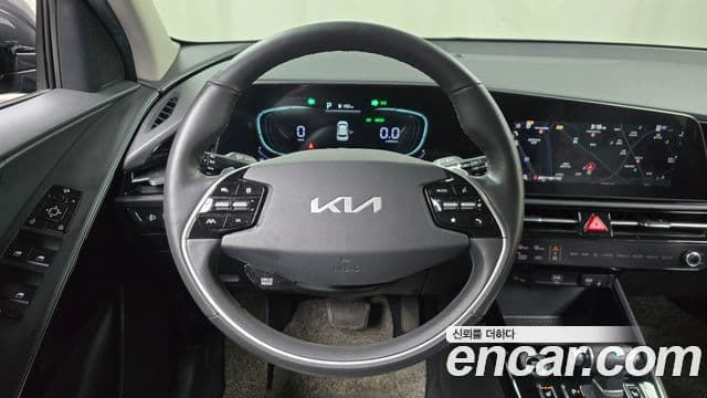 Kia Niro 2022 — Şəkil 13/20