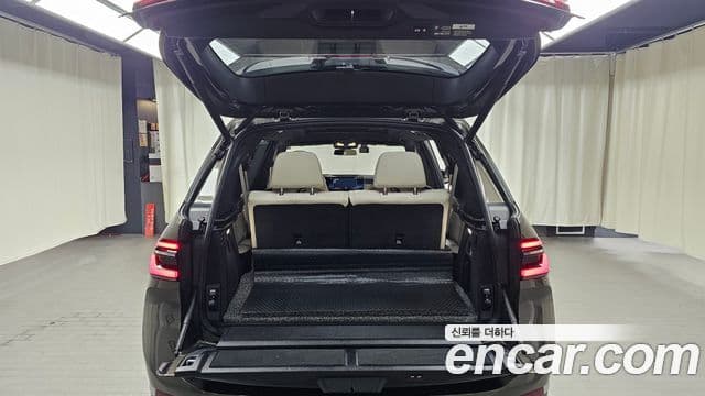 BMW X7 2023 — ფოტო 20/20