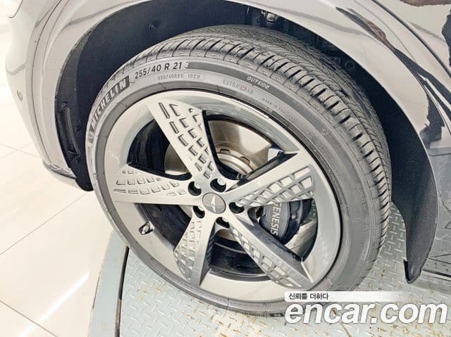 Genesis GV70 2023 — фото 5 из 20