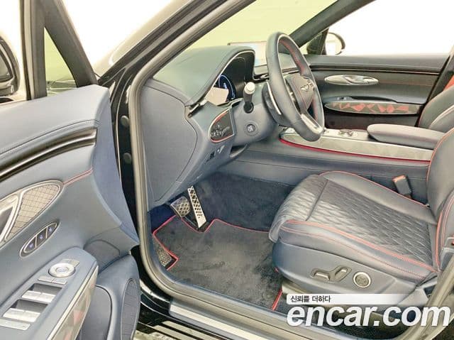 Genesis GV70 2023 — Şəkil 9/20