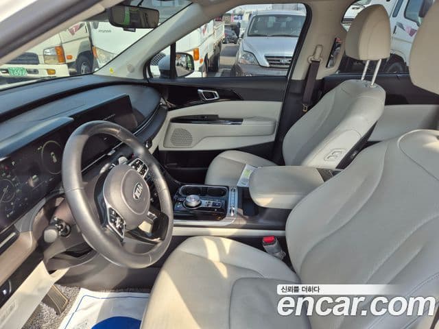 Kia Carnival 2021 — Şəkil 6/15