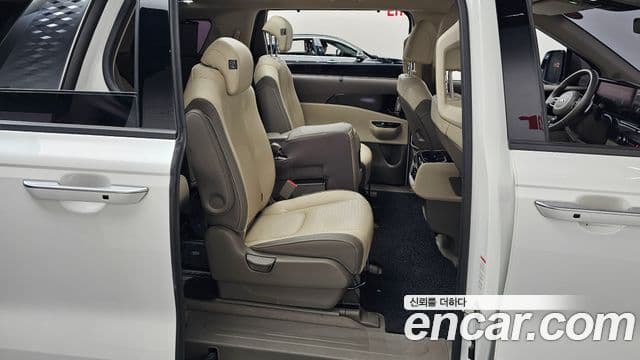 Kia Carnival 2021 — Şəkil 12/20