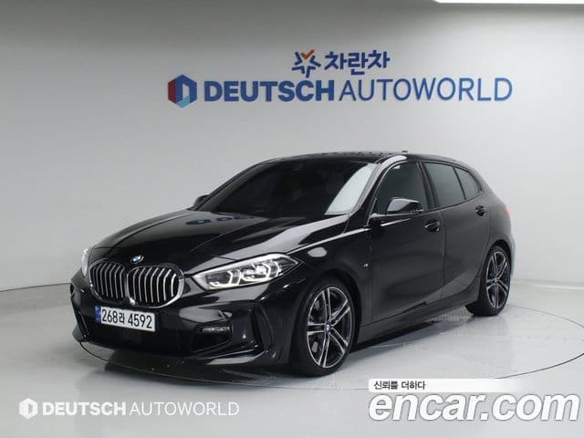 BMW 1 Series 2023 — Şəkil 19/20