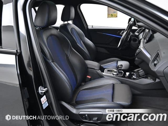 BMW 1 Series 2023 — Şəkil 18/20