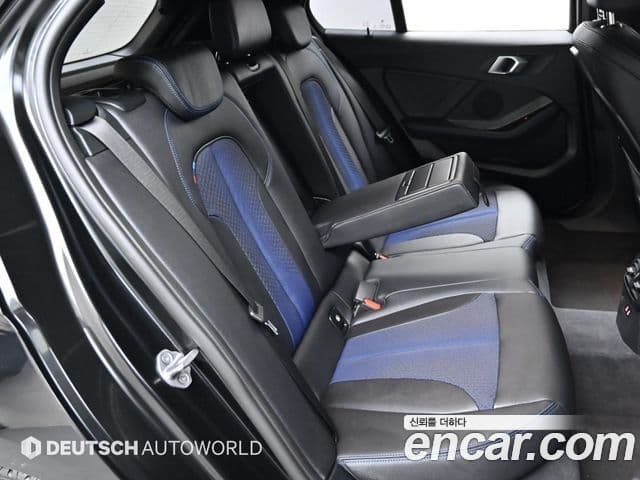 BMW 1 Series 2023 — Şəkil 13/20